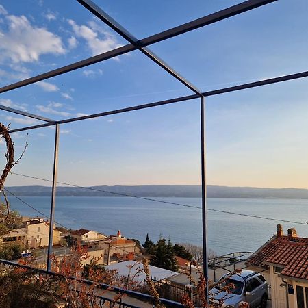 Apartman Nora Omiš Esterno foto