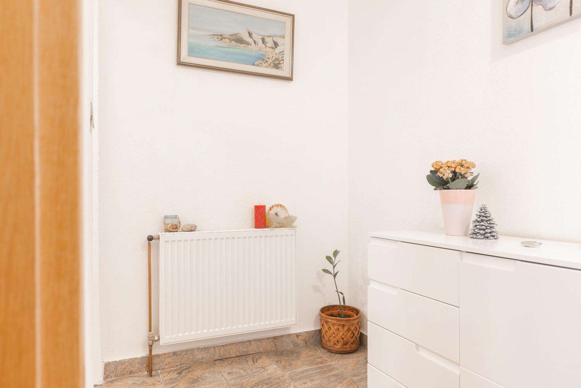 Apartman Nora Omiš Esterno foto