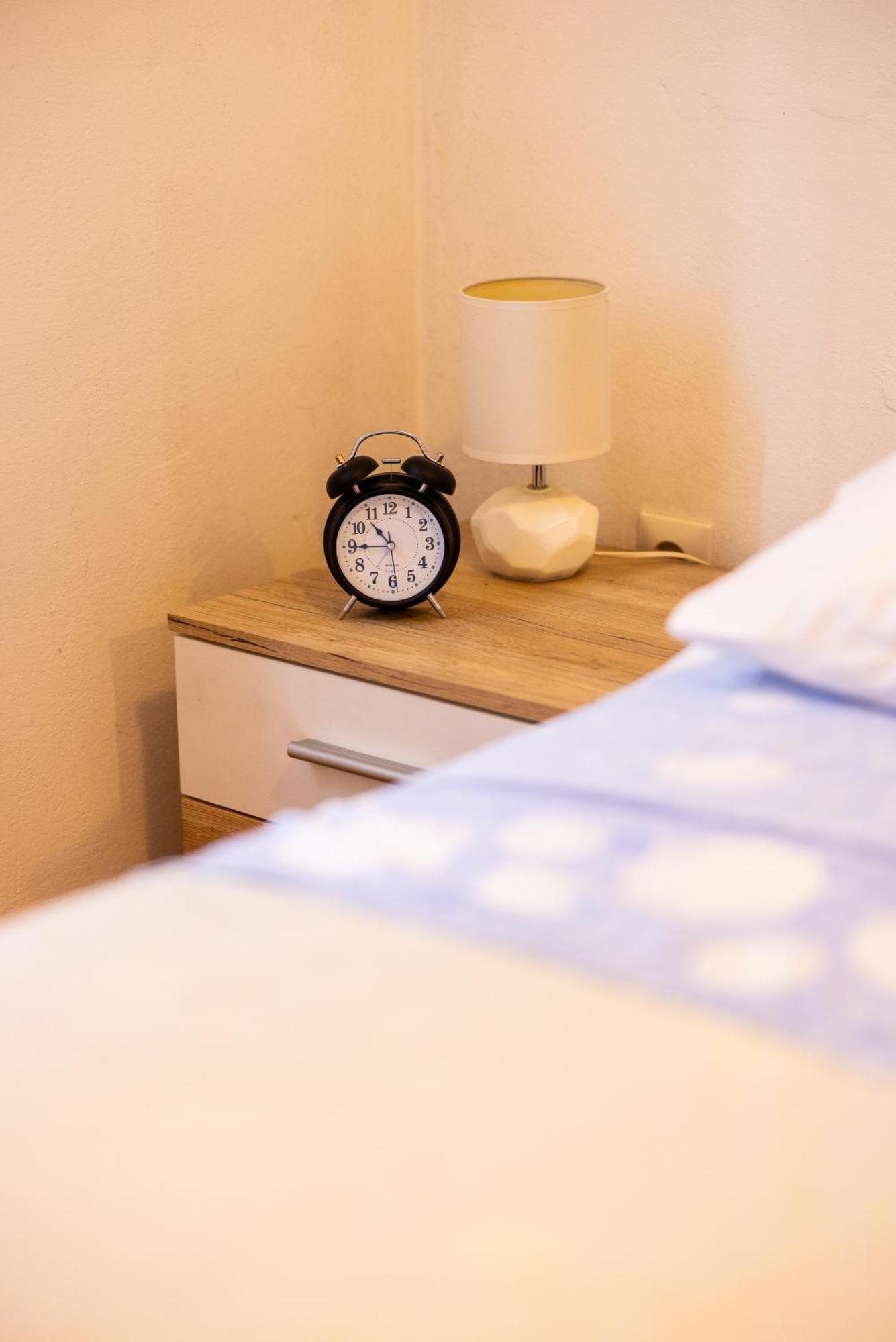 Apartman Nora Omiš Esterno foto