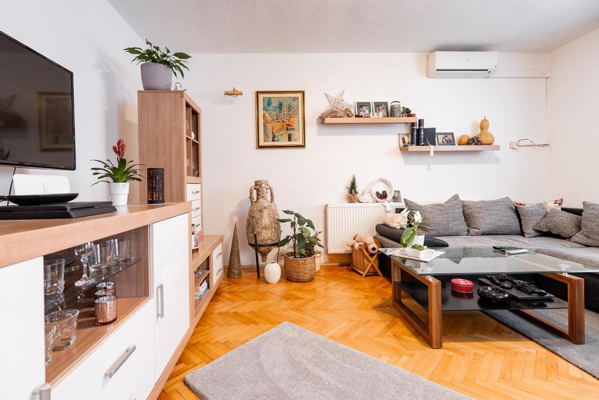 Apartman Nora Omiš Esterno foto
